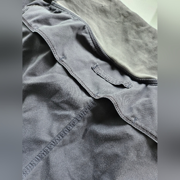Lululemon All Sport Short Gray Coal / Coal Wee Stripe Size 4 Jogging Training - Picture 8 of 14